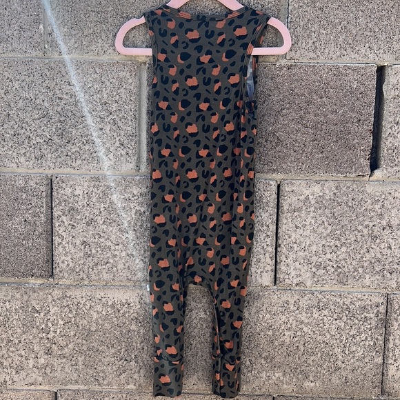 Posh Peanut Eli Racerback Henley Romper - Picture 10 of 12